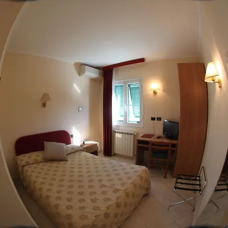 Stella Hotel 3*