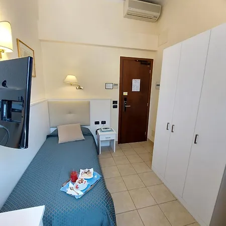 Hotell Stella 3*