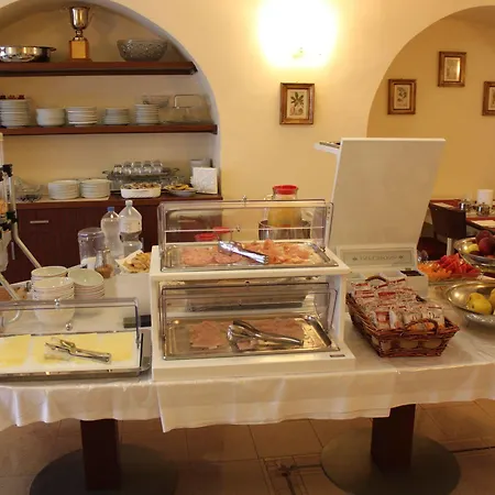 Hotel Stella 3*