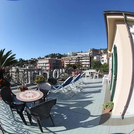 Stella Hotel 3*