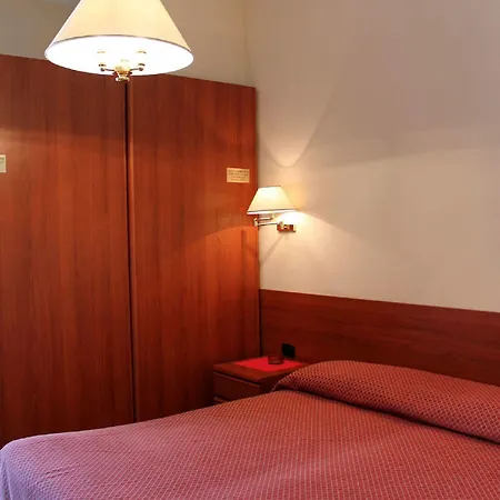 Stella Hotel 3*